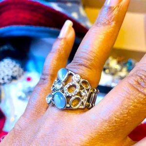 BLUE SILVER JEWEL STRETCHY CLUSTER  RING